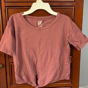 Maroon short sleeve shirt